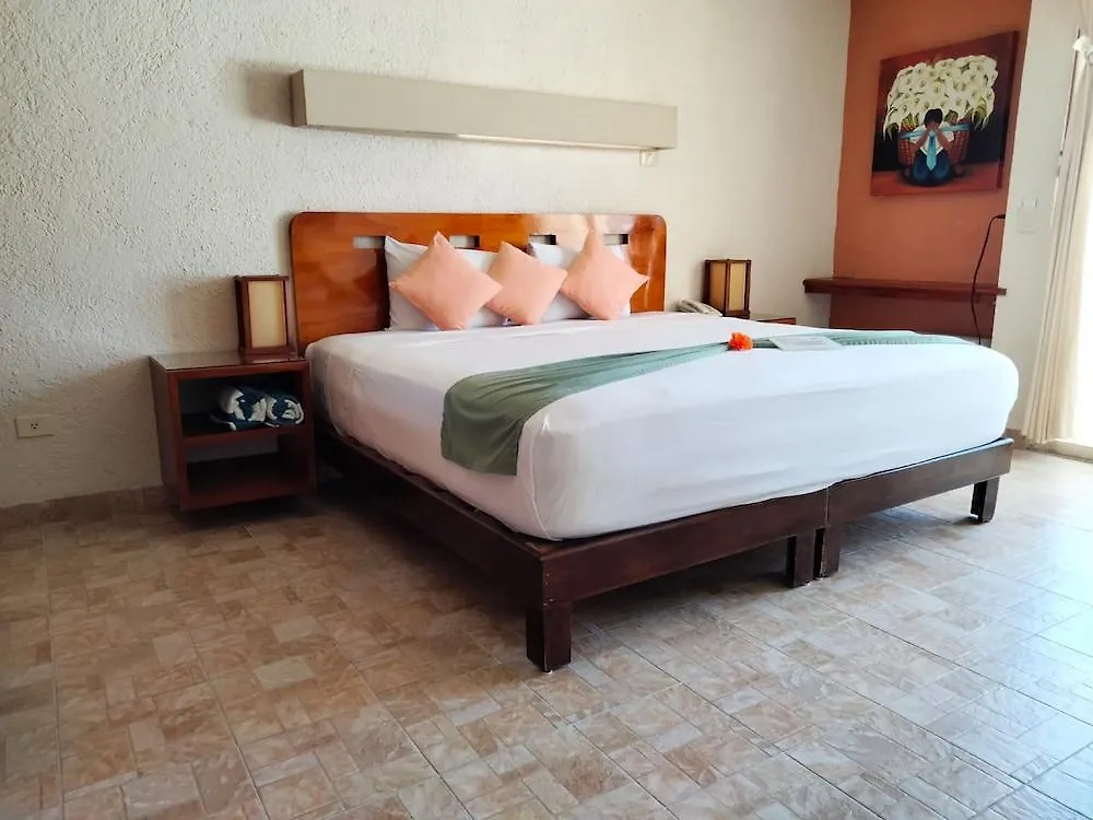 Luciana Hotel & Beach Club Playa del Carmen